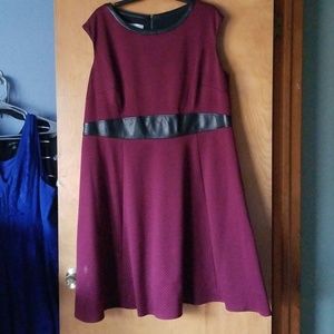 Maroon dress, 20W Excellent condition